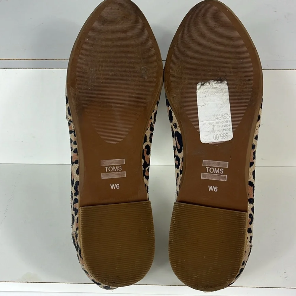 Toms Julie Leopard Print‎ Suede Ballet Flat in Desert Tan.